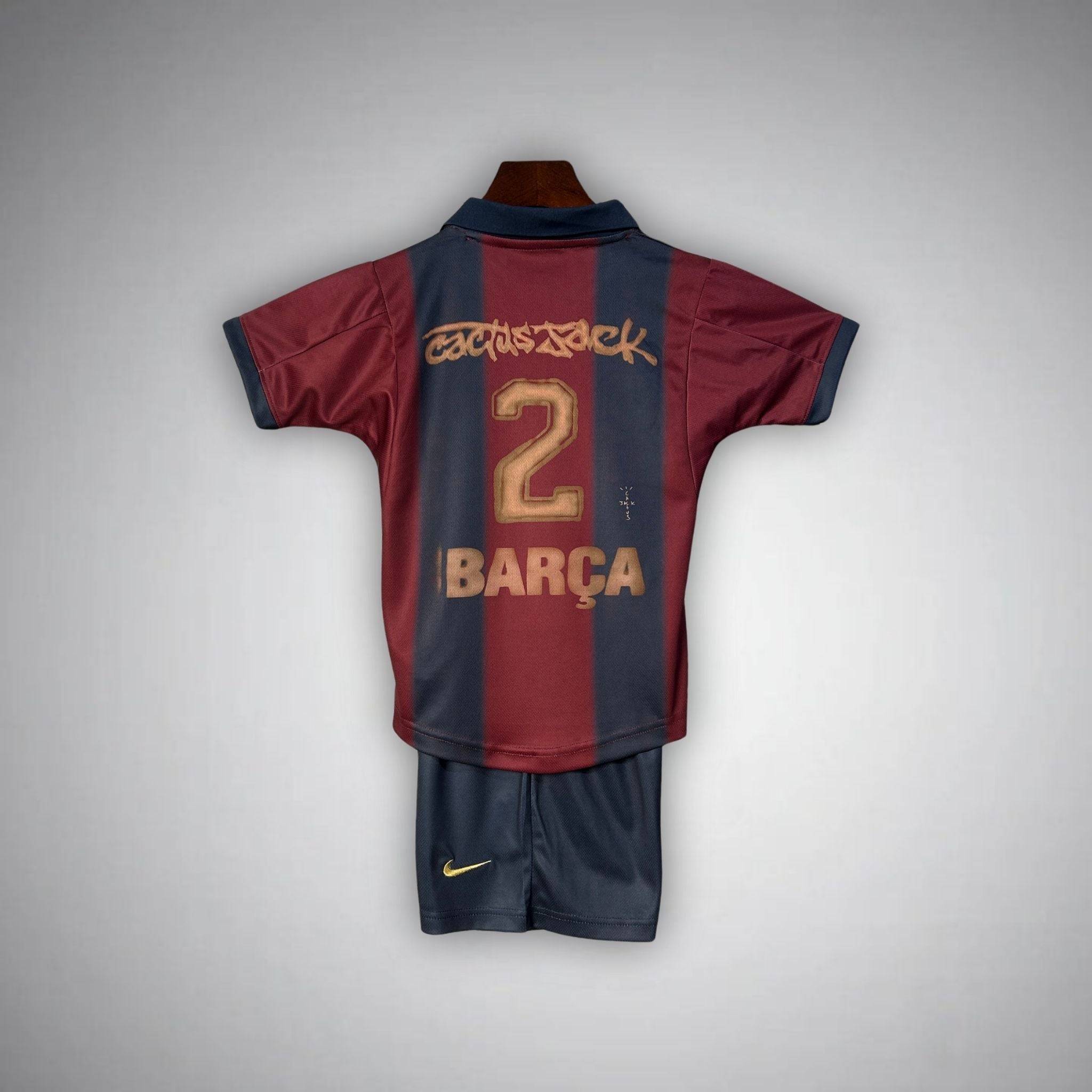 FC BARCELONA X TRAVIS SCOTT JUNIOR RETRO