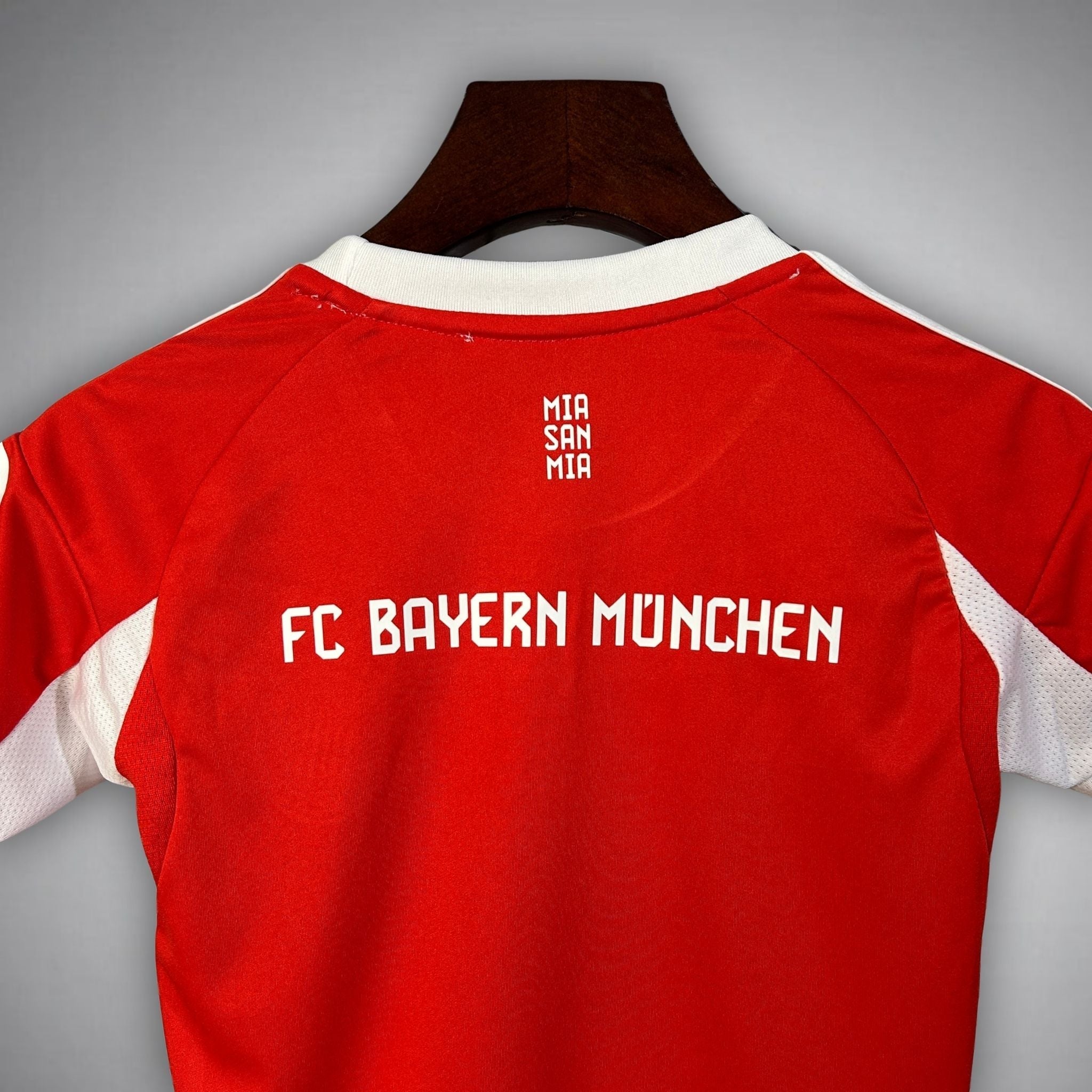 FC BAYERN MÜNCHEN JUNIOR 2025/26