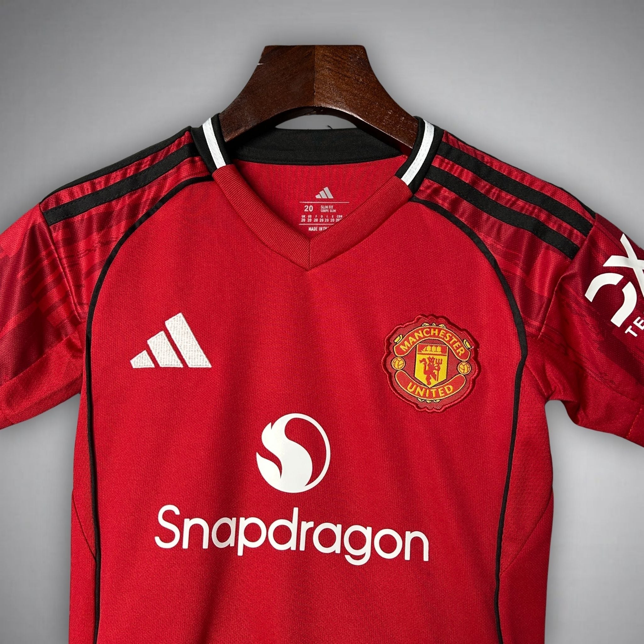 MANCHESTER UNITED JUNIOR 2025/26