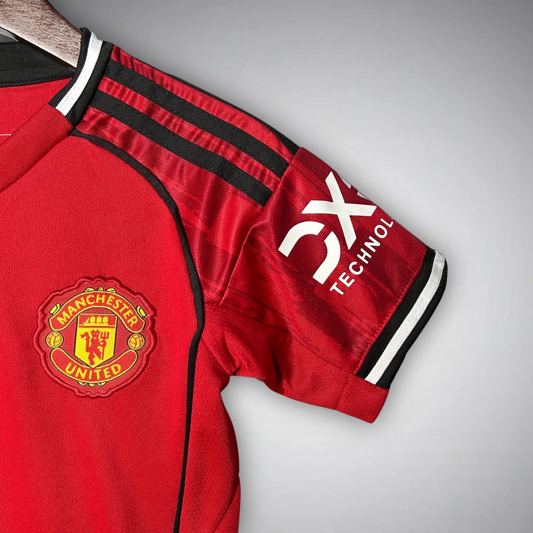 MANCHESTER UNITED JUNIOR 2025/26