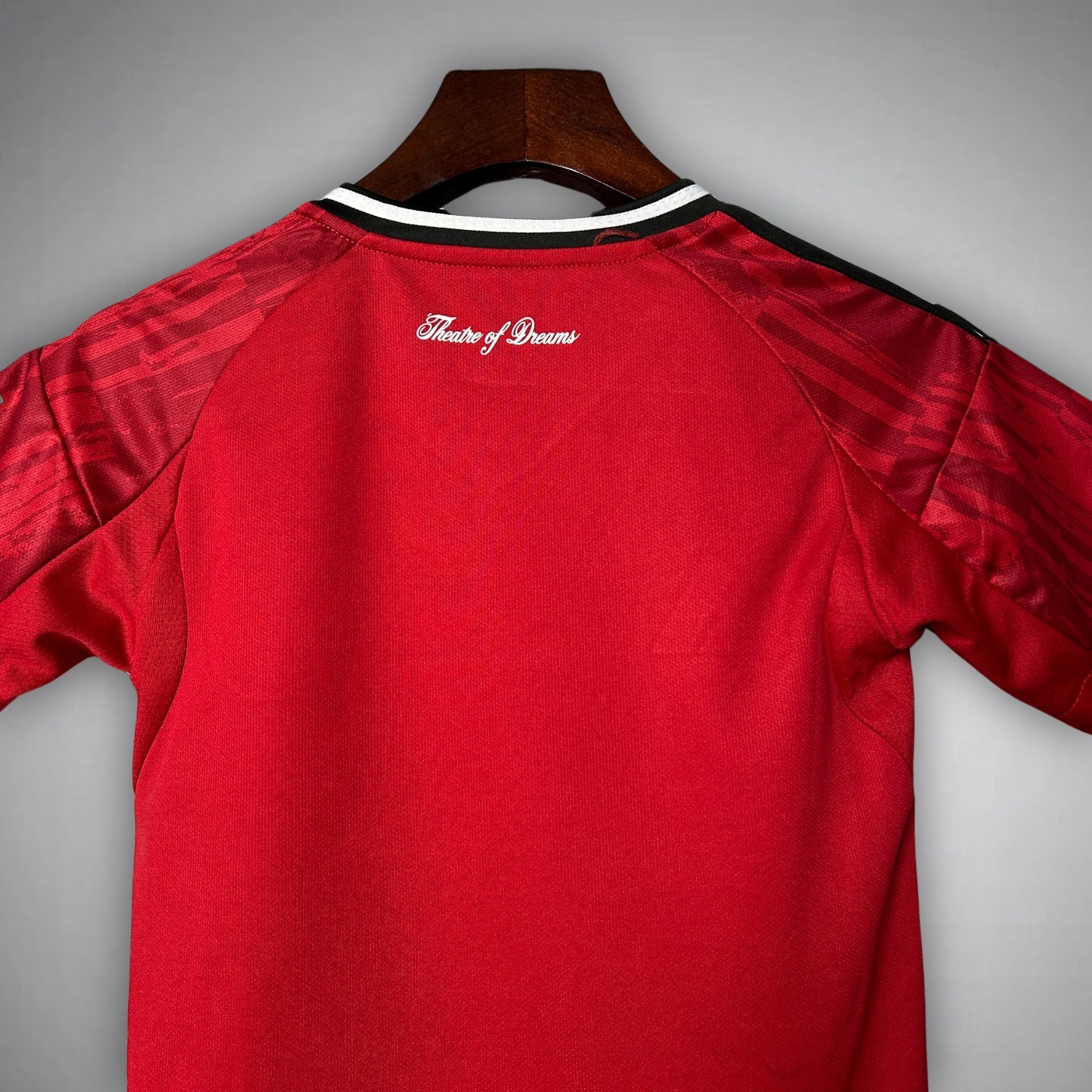 MANCHESTER UNITED JUNIOR 2025/26