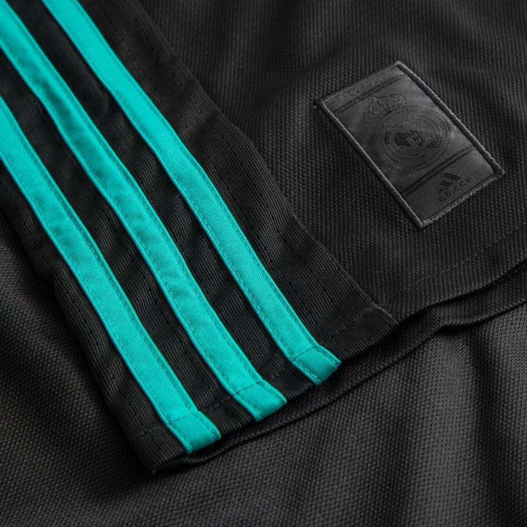 REAL MADRID 2017-18 RETRO LONGSLEEVE