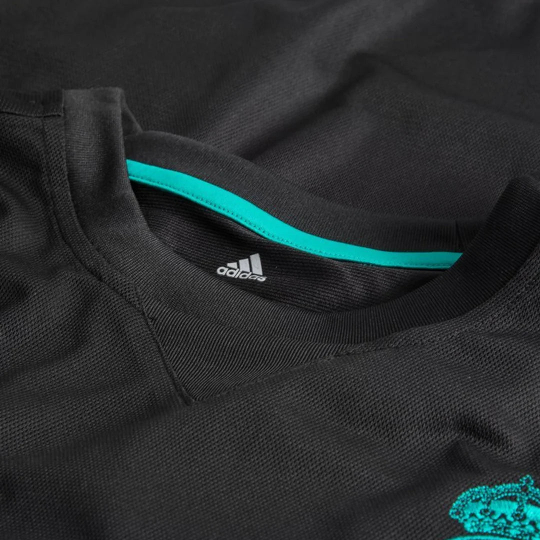 REAL MADRID 2017-18 RETRO LONGSLEEVE