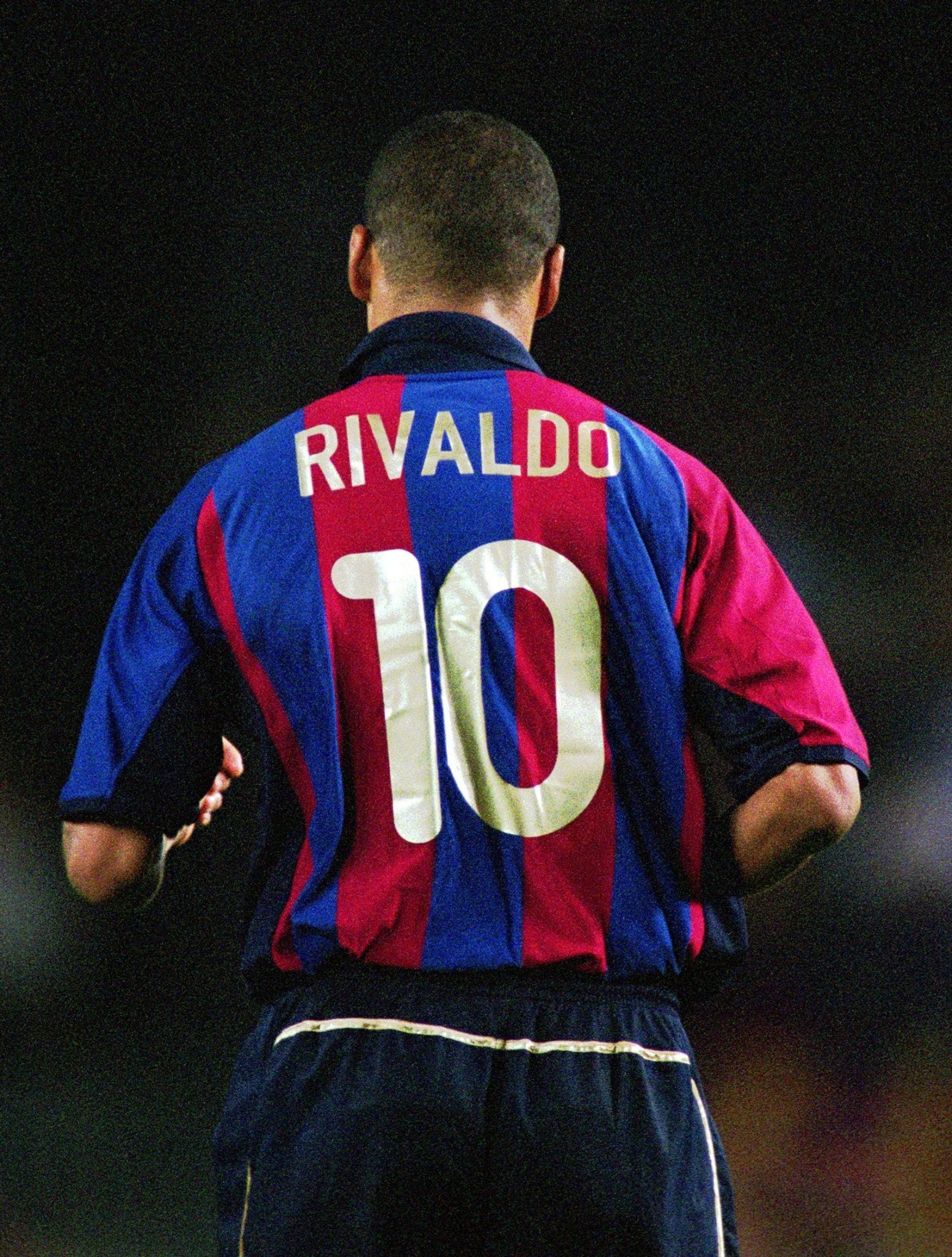 FC BARCELONA 2001/02 RETRO
