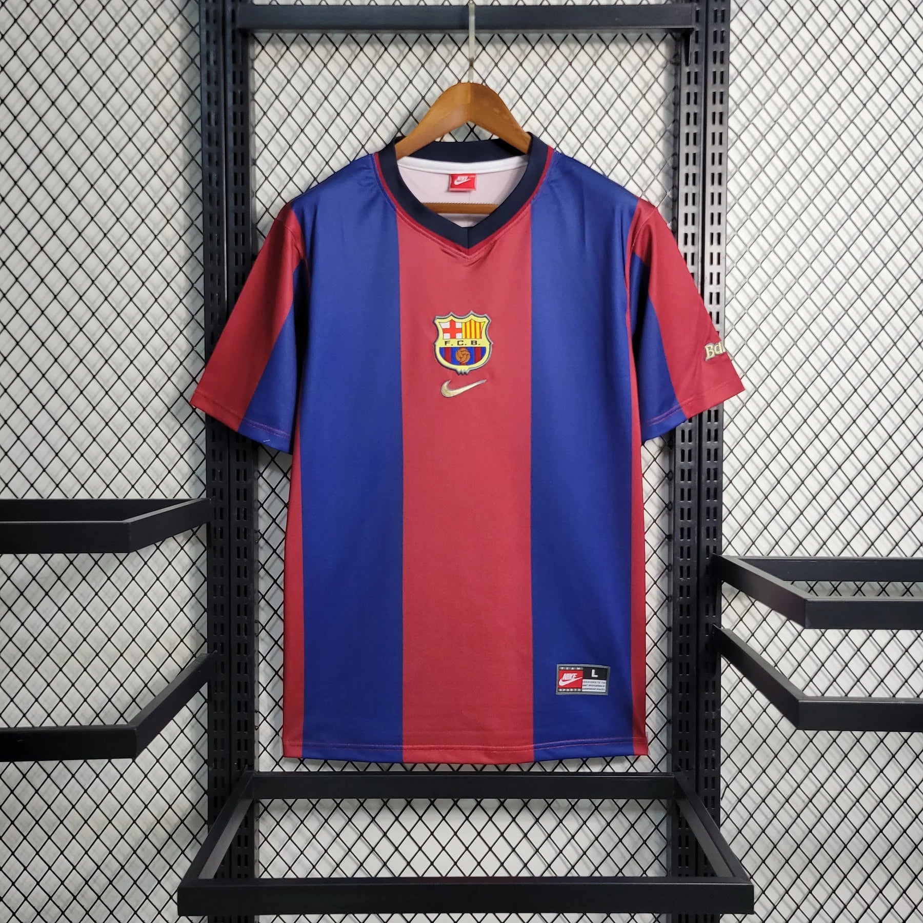 FC BARCELONA 1998 99 1 1 FREE Class Football Jersey