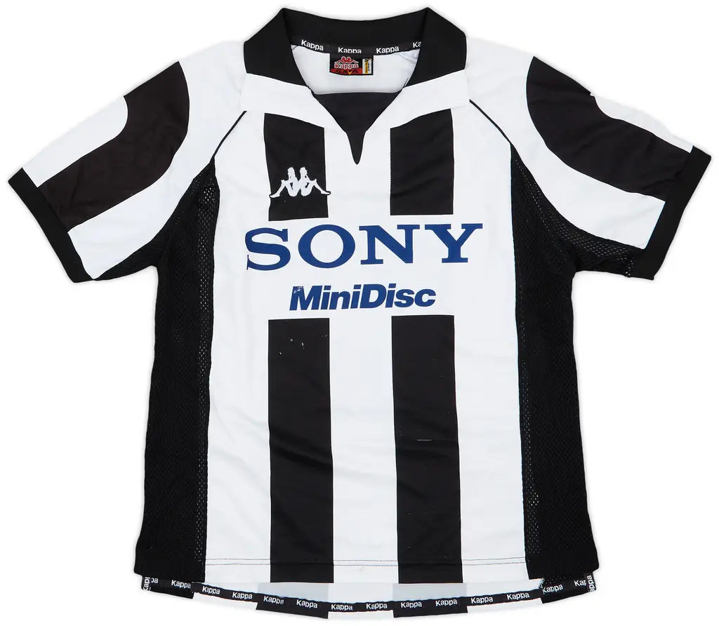 Juventus Home Kit 1997-98