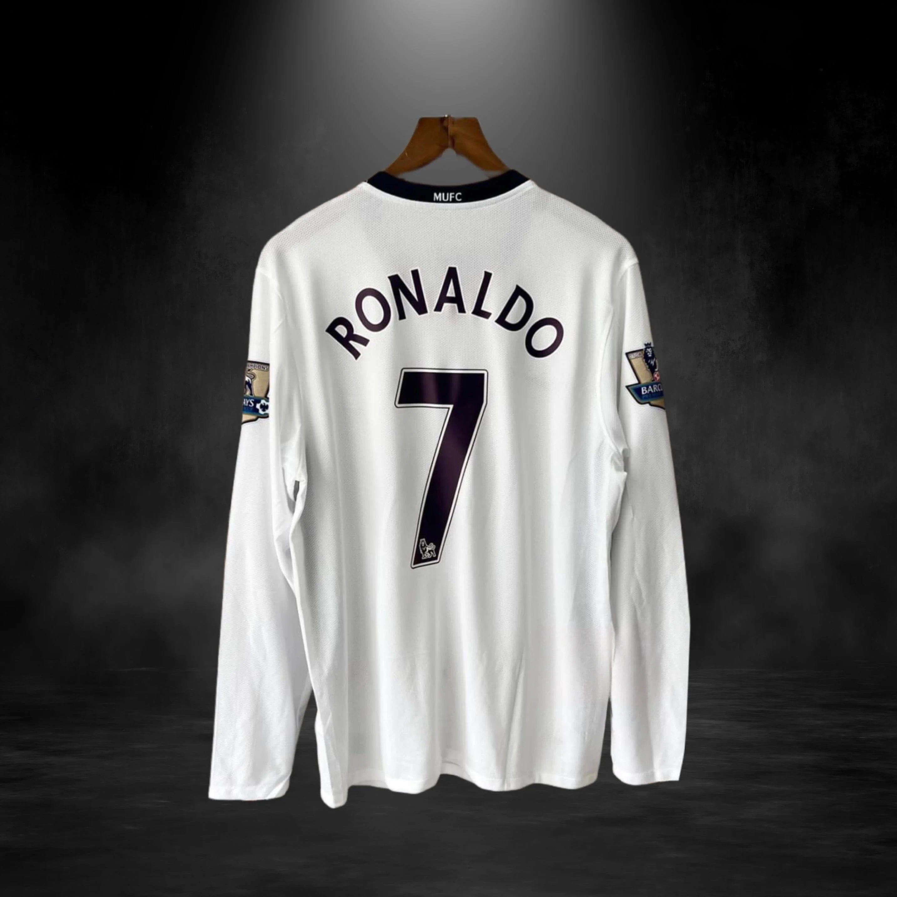 MANCHESTER UNITED 2008/09 RETRO LONGSLEEVE