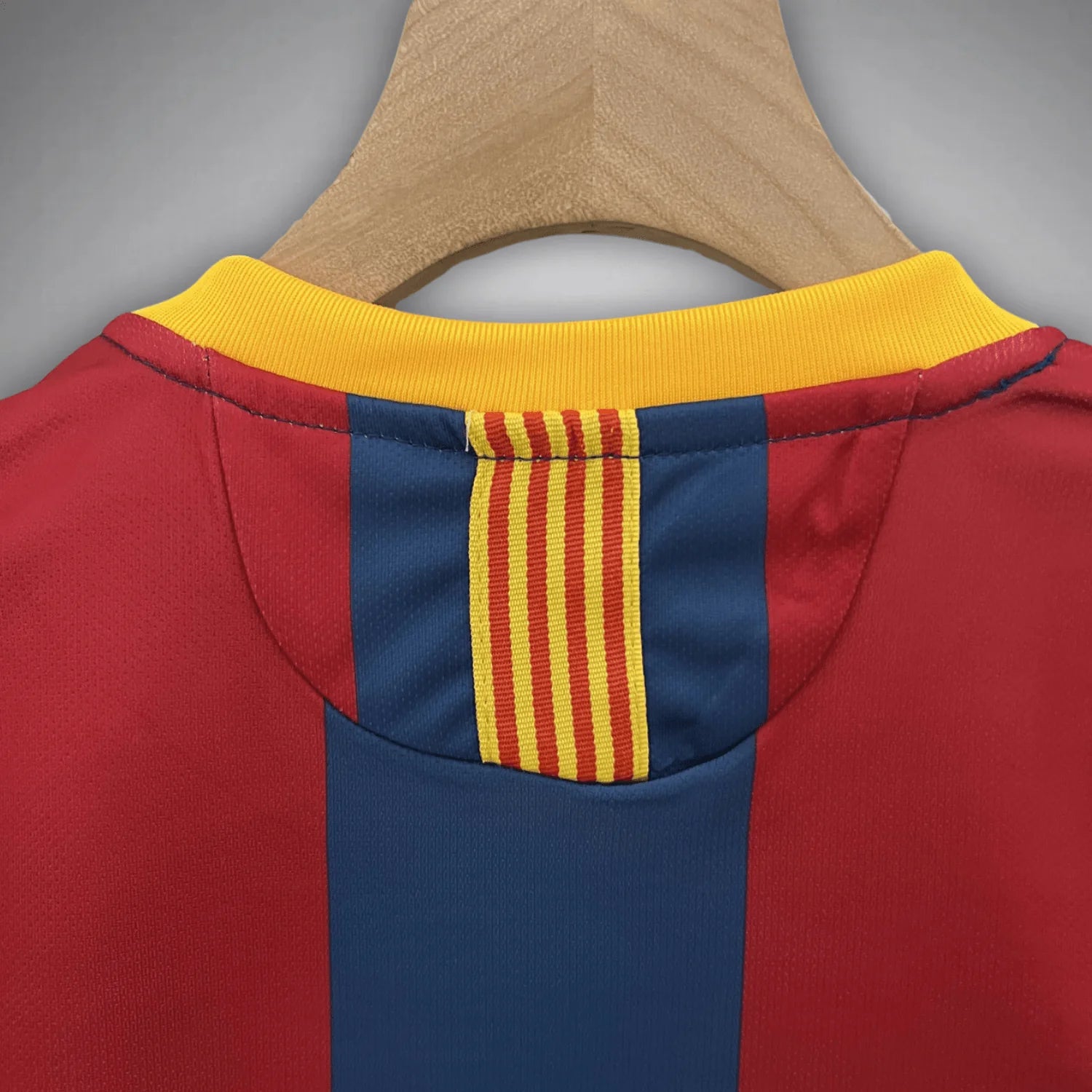 FC BARCELONA JUNIOR 2010 RETRO