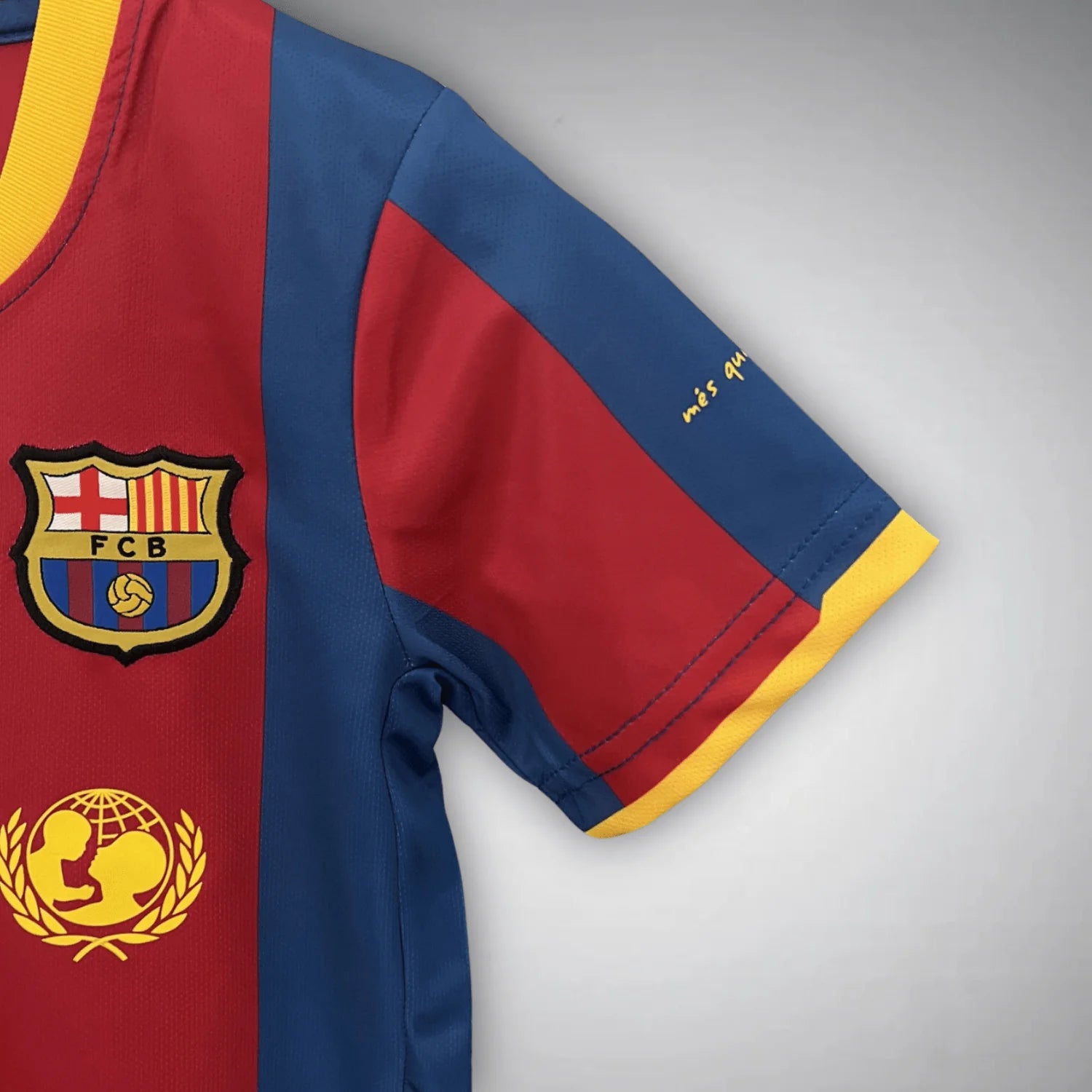 FC BARCELONA JUNIOR 2010 RETRO