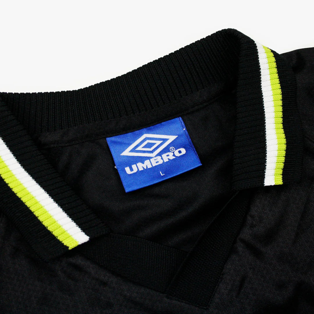 MANCHESTER UNITED 1998-99 RETRO