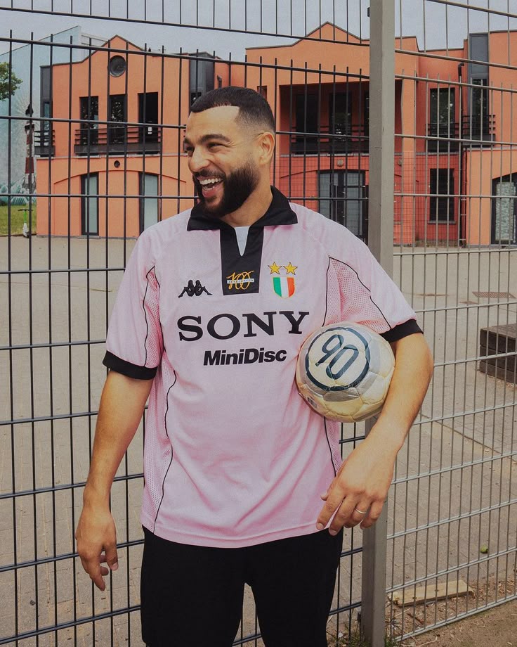 Juventus Home Kit 1997-98