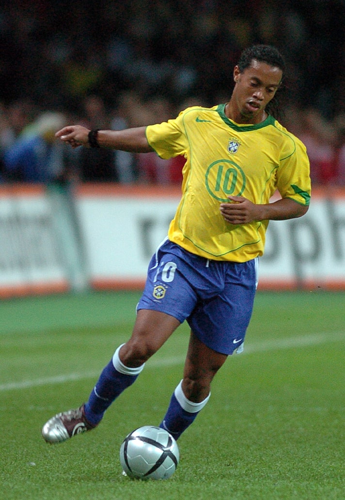 BRAZIL 2004 RETRO