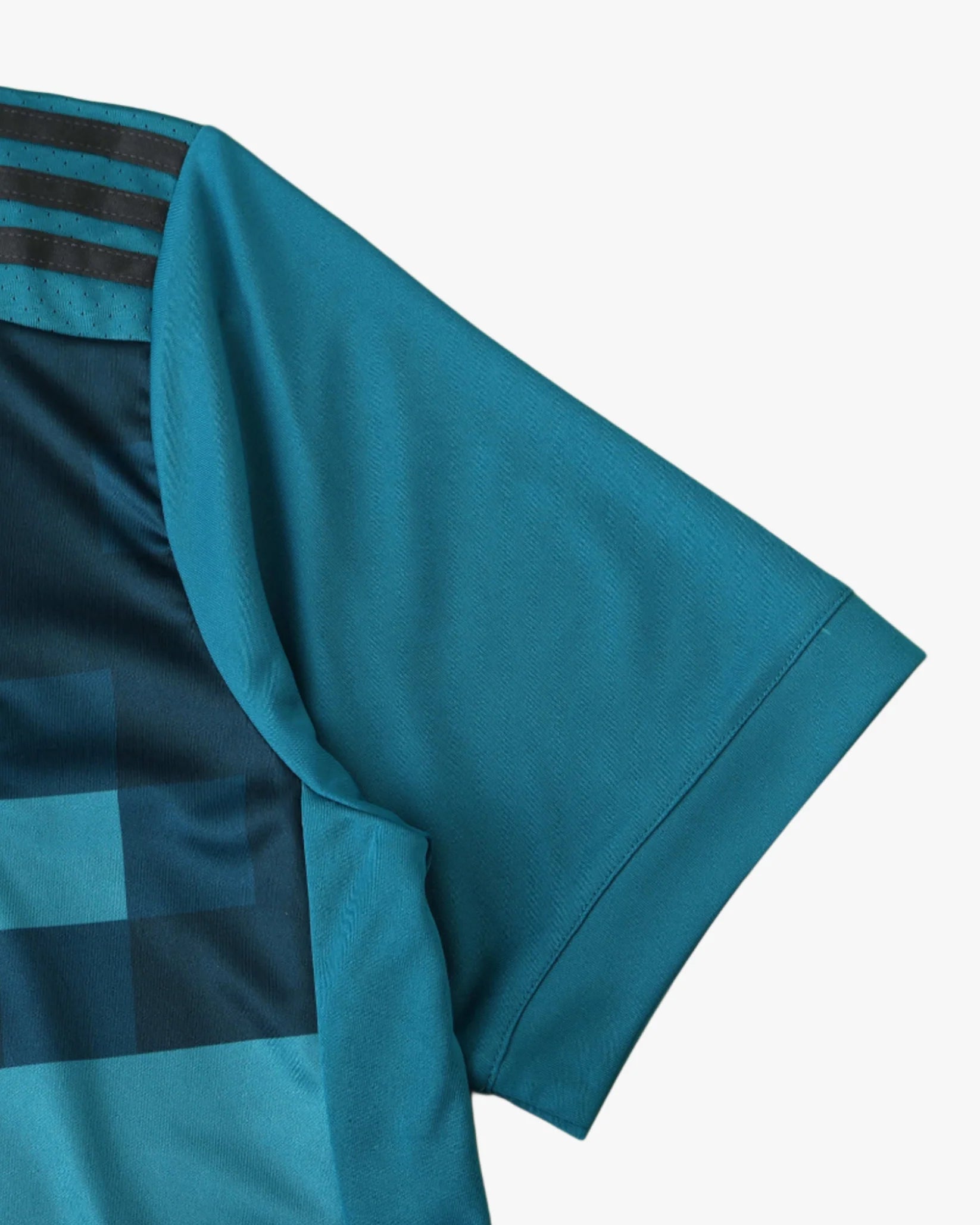 REAL MADRID 2017/18 RETRO